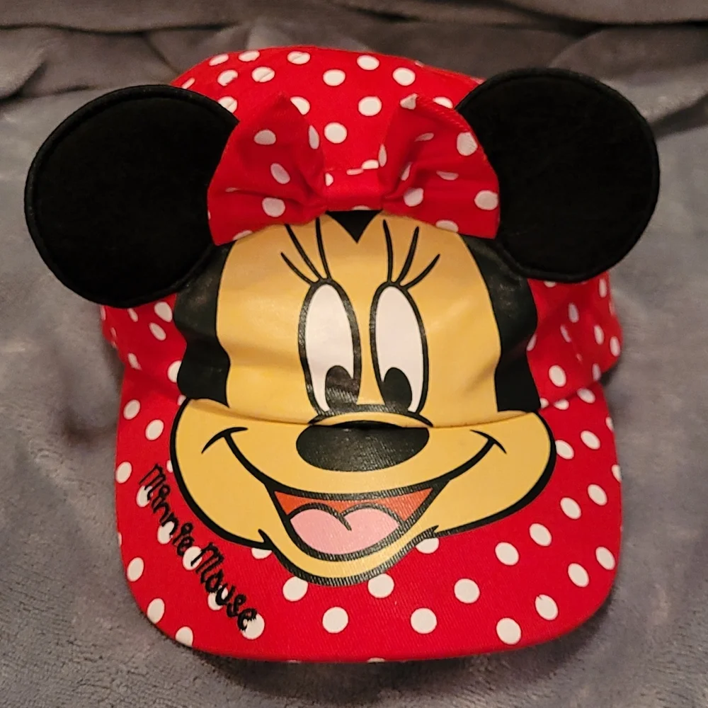 Disney Minnie Mouse girls hat like new